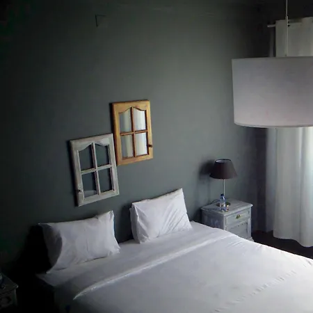 Hotel Wallis Sao Bento 3*